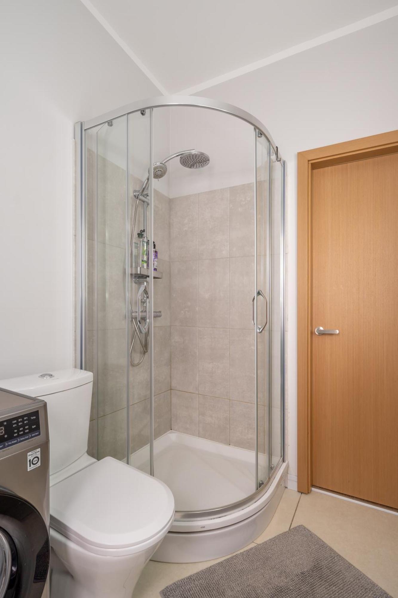Cosy Studio Apartment In Ridzenes Residence Рига Екстер'єр фото