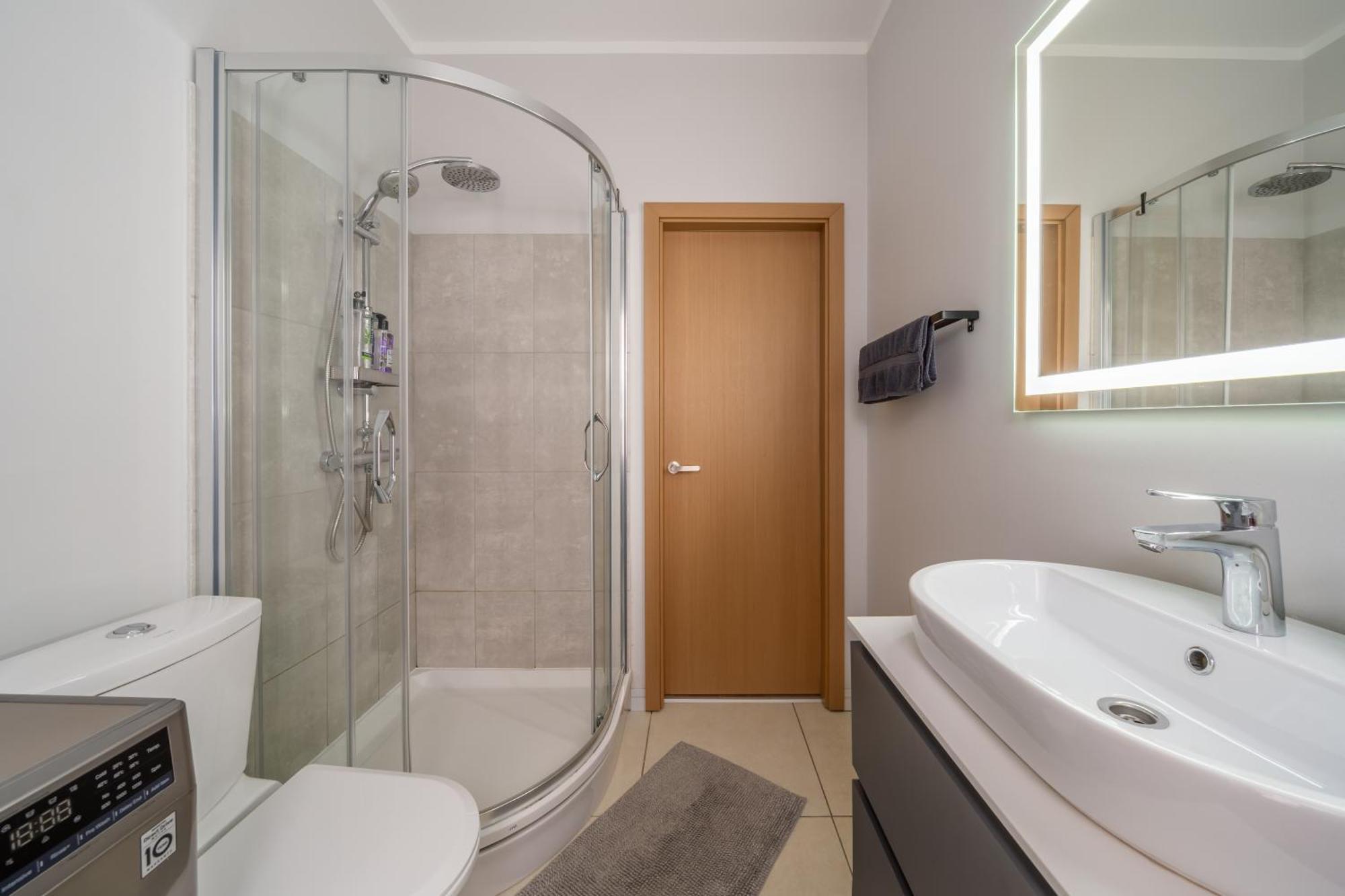Cosy Studio Apartment In Ridzenes Residence Рига Екстер'єр фото